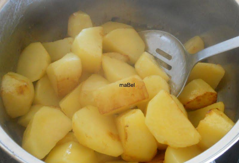 Pollo a la cacerola con patatas