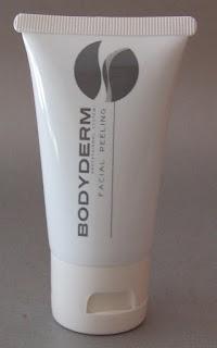 “Equilibrant treatment” de BODYDERM – una solución perfecta para pieles grasas