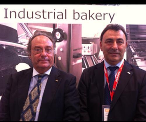 El Sr. J.R. Ferré, CEO de Ferré & Consulting Group (Consulting Alliance Holding) junto al Sr. Julio Ramírez Director Técnico Comercial de Ferré & Consulting Group (Consulting Alliance Holding)