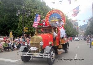 Dia America en Asturias 2012 Oviedo: Tampa con Coche Bomberos 1920 Dia America en Asturias 2012 Oviedo: Tampa con Coche Bomberos 1920