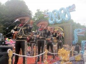 Dia America en Asturias 2012 Oviedo: Serpiente emplumada Mexico Dia America en Asturias 2012 Oviedo: Serpiente emplumada Mexico