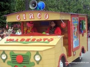 Dia America en Asturias 2012 Oviedo: Gran Circo Valdesoto Dia America en Asturias 2012 Oviedo: Gran Circo Valdesoto