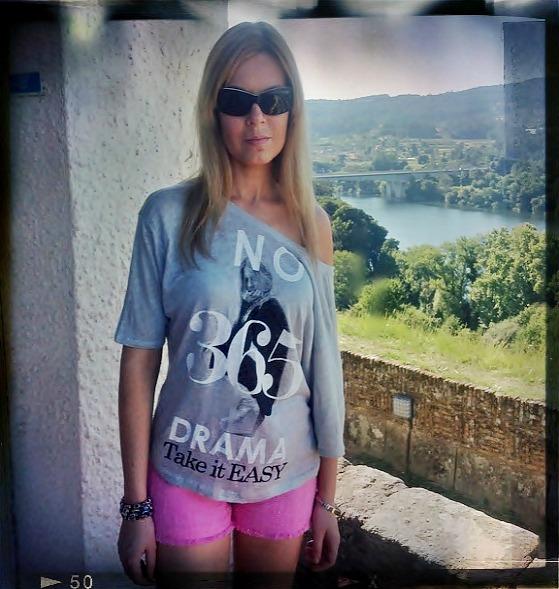 Fucsia & Grey outfit