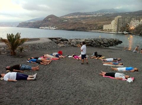 Relajación y Meditación en la playa. Shinè Bienestar