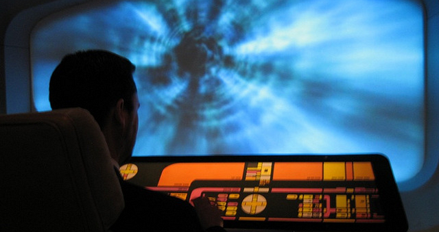 NASA afirma que la velocidad “warp” es más posible de lo que creíamos