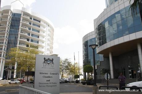 edificiospublicosgaborone Gaborone, la capital de Botswana