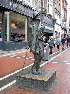 Etimología y literatura: la fiesta verbal