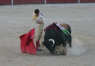 EL SOMBRERO ROMPE EL DICHO Y SE HACE PROFETA EN SU TIERRA