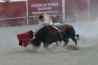 EL SOMBRERO ROMPE EL DICHO Y SE HACE PROFETA EN SU TIERRA