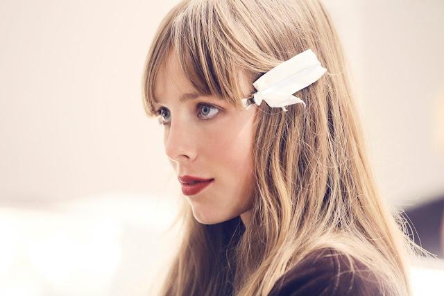 DESFILE BURBERRY S/S 2013 LABIOS ROJOS Y MAQUILLAJE NATURAL