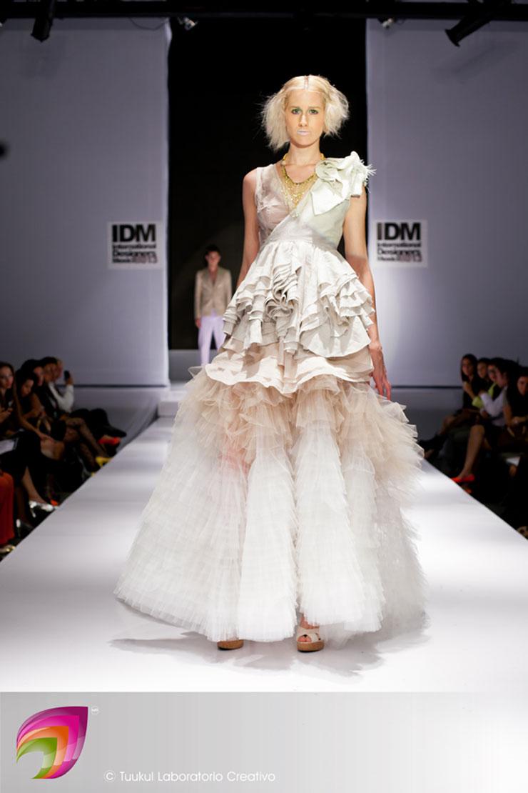 Être de José Luis González para IDM