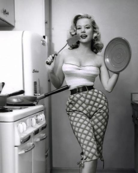 Pin-up de la Semana: Betty Brosmer