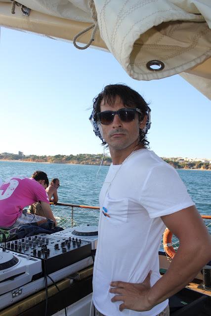 MUSIC BOAT EXPERIENCE!!!!!