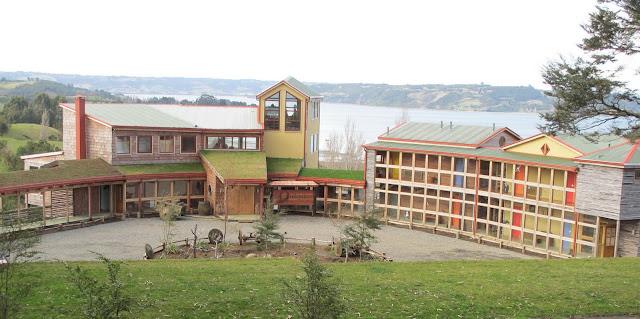 Marina Waisman, 1995. La Arquitectura Descentrada y las Tecnologías Constructivas