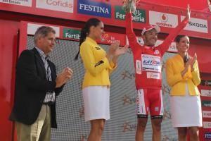 Alberto Fernández Díaz celebra la llegada a Barcelona de La Vuelta ciclista a España 13 años después