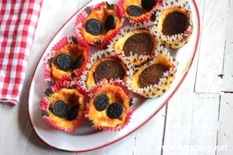 Tartas individuales de queso y galletas Oreo. Deliciosos fracasos