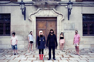 HAZTE LAPÓN / GENTIL COLAPSO (BROMA PRIVADA)