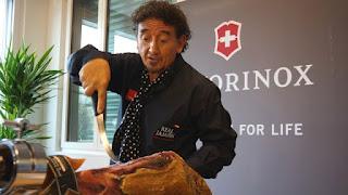El mejor cortador de jamón se convierte en embajador de los cuchillos Victorinox