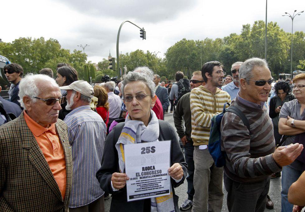 Una nueva plaza de Tiananmen, La cobarde brutalidad de la peor canalla del mundo o la historia nacional de nuestra infamia