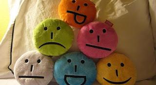 ¡Felices 30 años emoticones! :-)