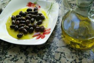 Aceitunas con aceite