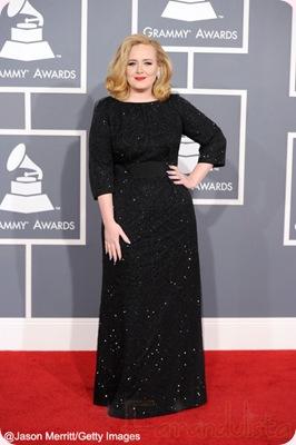 5631972lo thumb La cantante Adele diseñará ropa XL para Burberry