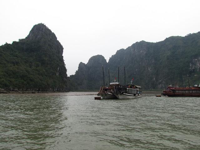 Halong Bay; una navegación mágica