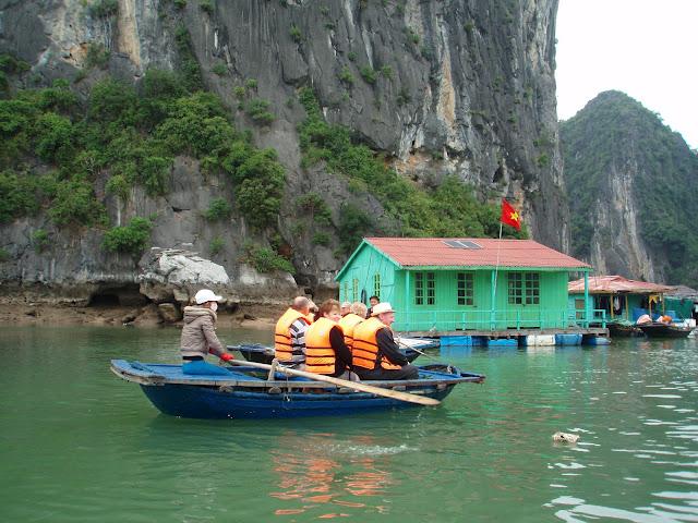 Halong Bay; una navegación mágica