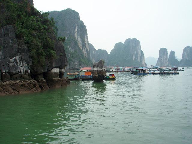 Halong Bay; una navegación mágica