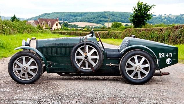 Bugatti abandonado vendido por 340.000 euros