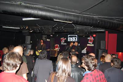 THE ZEROS A CIEN EN MENOS DE UN SEGUNDO