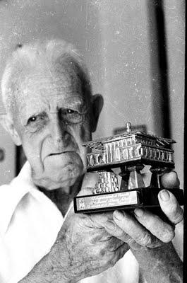 Manolín Álvarez: El Maestro cumple 121 años