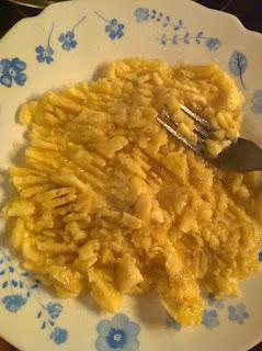 BANANA CREAM CAKE CON MERENGUE SUIZO DE BAILEYS