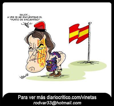 Los antidisturbios aporrean a quienes protestan contra el Congreso.