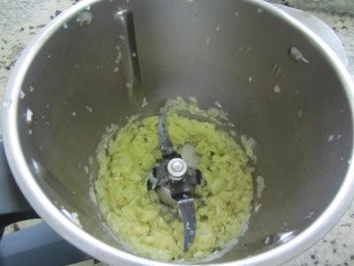 Alubias con tomate y jamón