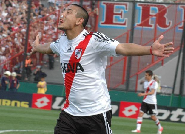 El Chino Luna debutó en la red con River