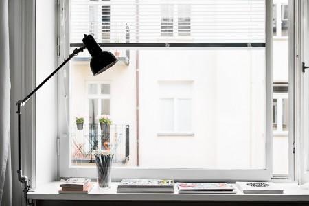 Whirlpool Una bonita cocina blanca en un piso de 39 m² Siemens revestimiento cocina protección cocina muebles de cocina modernos lámparas led interiorismo cocinas interior blanco cocina Gram Gorenje estilo sueco decoración estilo nórdico interiores electrodomésticos modernos diseño de pisos pequeños diseño de interiores diseño de estudios decoración interiores decoración de estudios pequeños decoración de estudios decoración cocinas cocinas pequeñas decoración cocinas pequeñas baratas cocinas muebles blancos cocinas modernas cocinas en l decoración cocinas blancas blog interiorismo blog estilo nórdico blog decoración nórdica blog decoración blog deco 