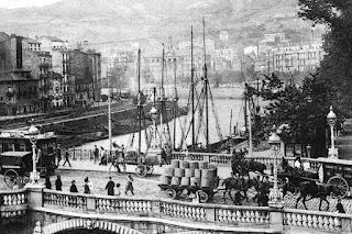 LA CIUDAD DE LOS OJOS GRISES - Félix G. Modroño