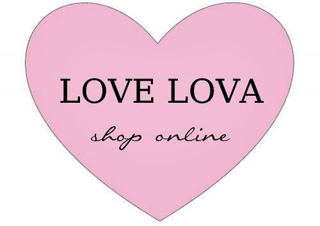 Love Lova: Valerie