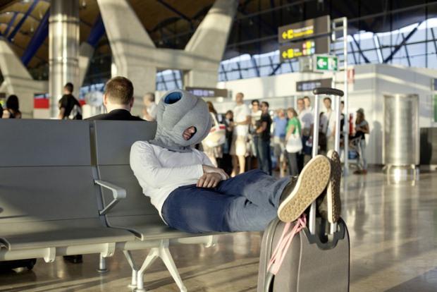 ¿HAS PASADO UNA MALA NOCHE? OSTRICH PILLOW !