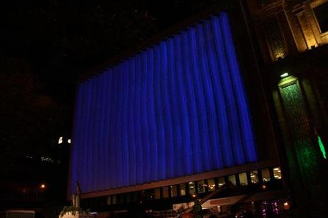 A-cero Projects Imágenes nocturnas de la fachada reformada de un emblemático edificio en Madrid