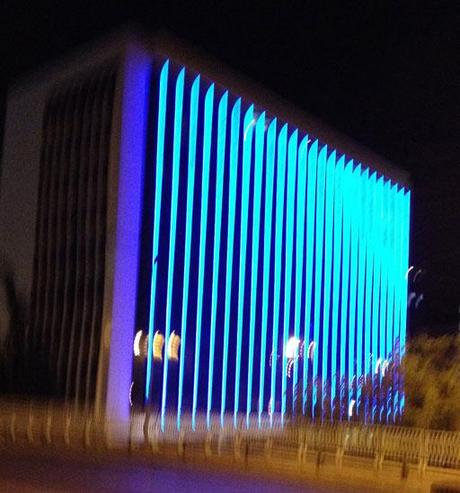 A-cero Projects Imágenes nocturnas de la fachada reformada de un emblemático edificio en Madrid