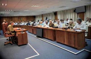 Consejo de Ministros cubano analiza avance de cambios económicos y sociales