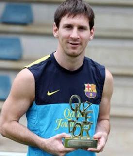 Lionel Messi obtuvo este viernes su tercer Onze d'Or, pre...