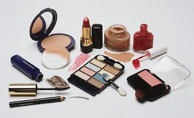 Cómo organizar el maquillaje con la ayuda de imanes