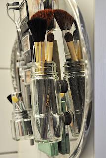 Cómo organizar el maquillaje con la ayuda de imanes