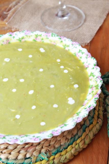 Crema de guisante con lunares de queso..otra vez
