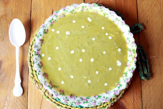 Crema de guisante con lunares de queso..otra vez