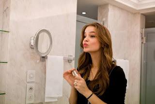 Rouge Caresse de L´Oréal Paris, una caricia de color que besa tus labios