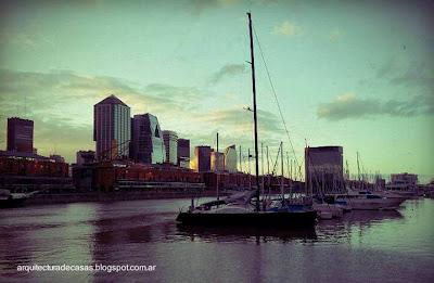 Lomografía del dique 4 de Puerto Madero